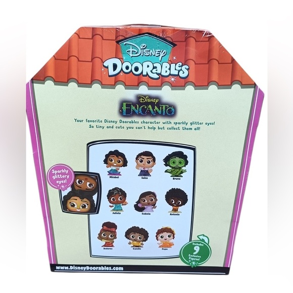 Disney Doorables Encanto Collection Playset - Green and Pink - Picture 2 of 3